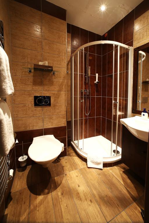 Apartments & Suites Zluta Hruska Пилзен Екстериор снимка
